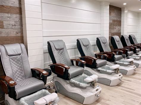 Sugar polish nail bar - Sugar Polish Nail Bar offers manicures, pedicures, spa treatments, waxing, threading, and more at affordable prices. The salon is committed to customer safety and sanitation, …